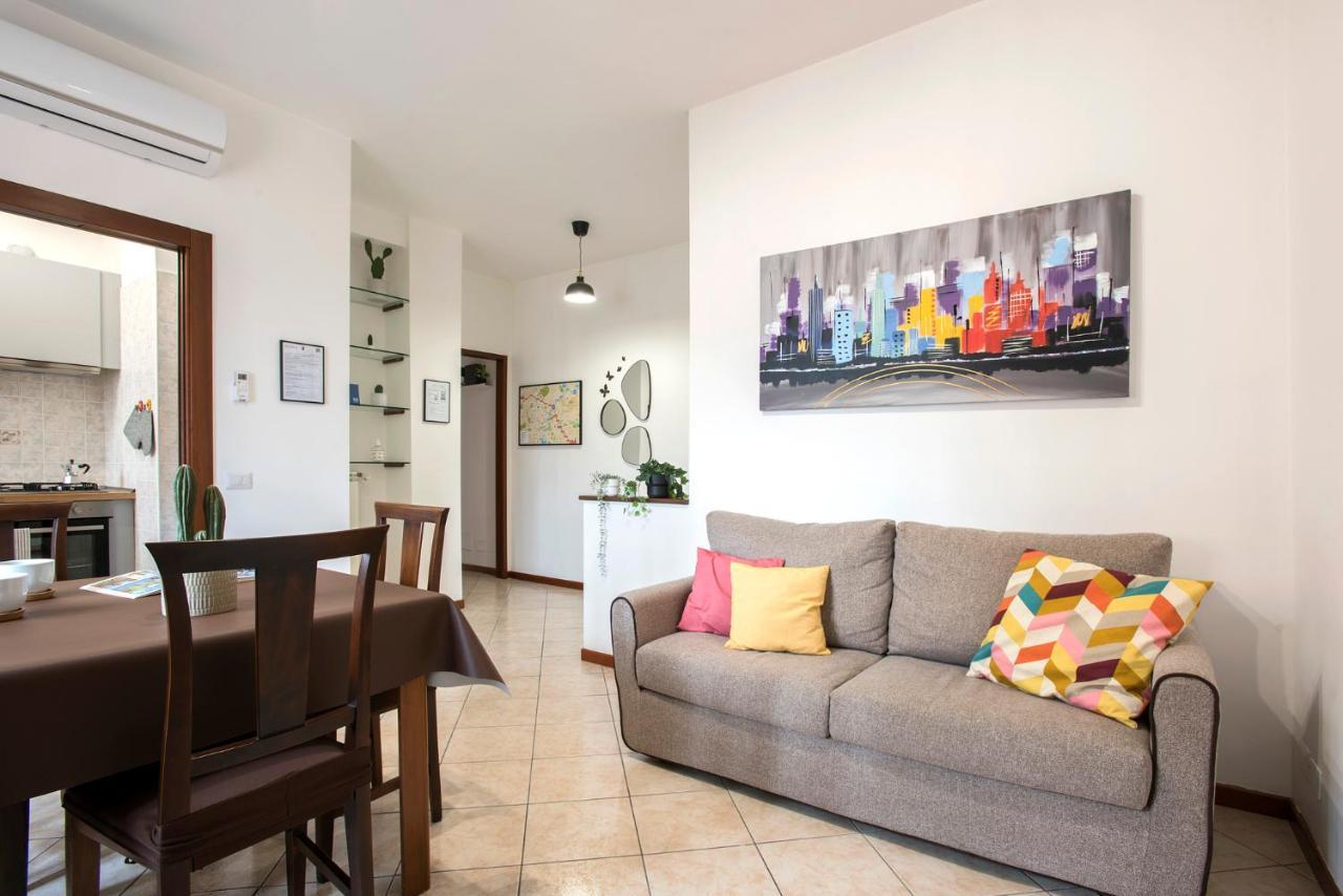 Stylish & Cozy - 5 Star Location- Balcony - View Casa vacanze *